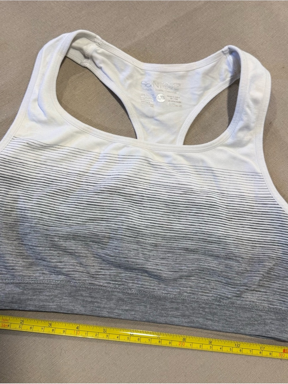 Seamless Ombre Racerback Sports Bra - White & Gray